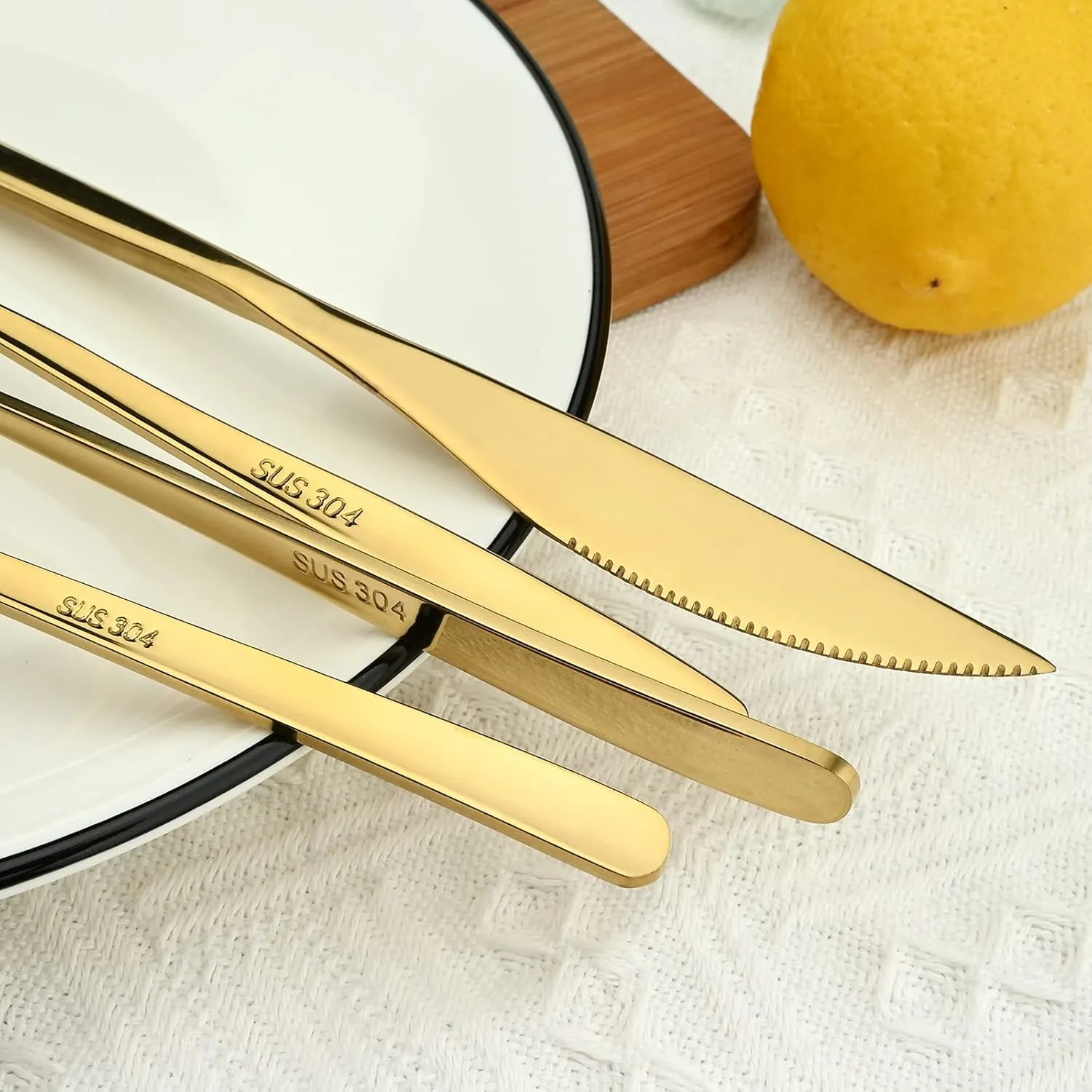 20-Piece Gold Silverware Set, 18/10 Stainless Steel Flatware Cutlery Set Service for 4, Tableware Eating Utensils Include Knives/Forks/Spoons, Mirror Polished, Dishwasher Safe