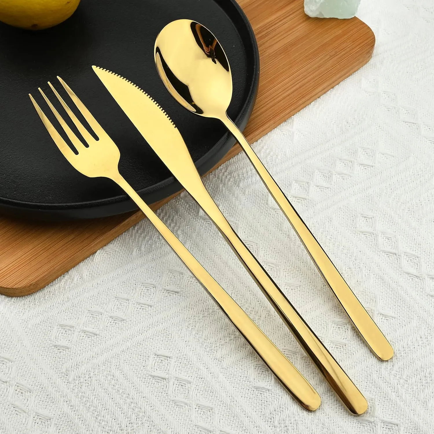 20-Piece Gold Silverware Set, 18/10 Stainless Steel Flatware Cutlery Set Service for 4, Tableware Eating Utensils Include Knives/Forks/Spoons, Mirror Polished, Dishwasher Safe