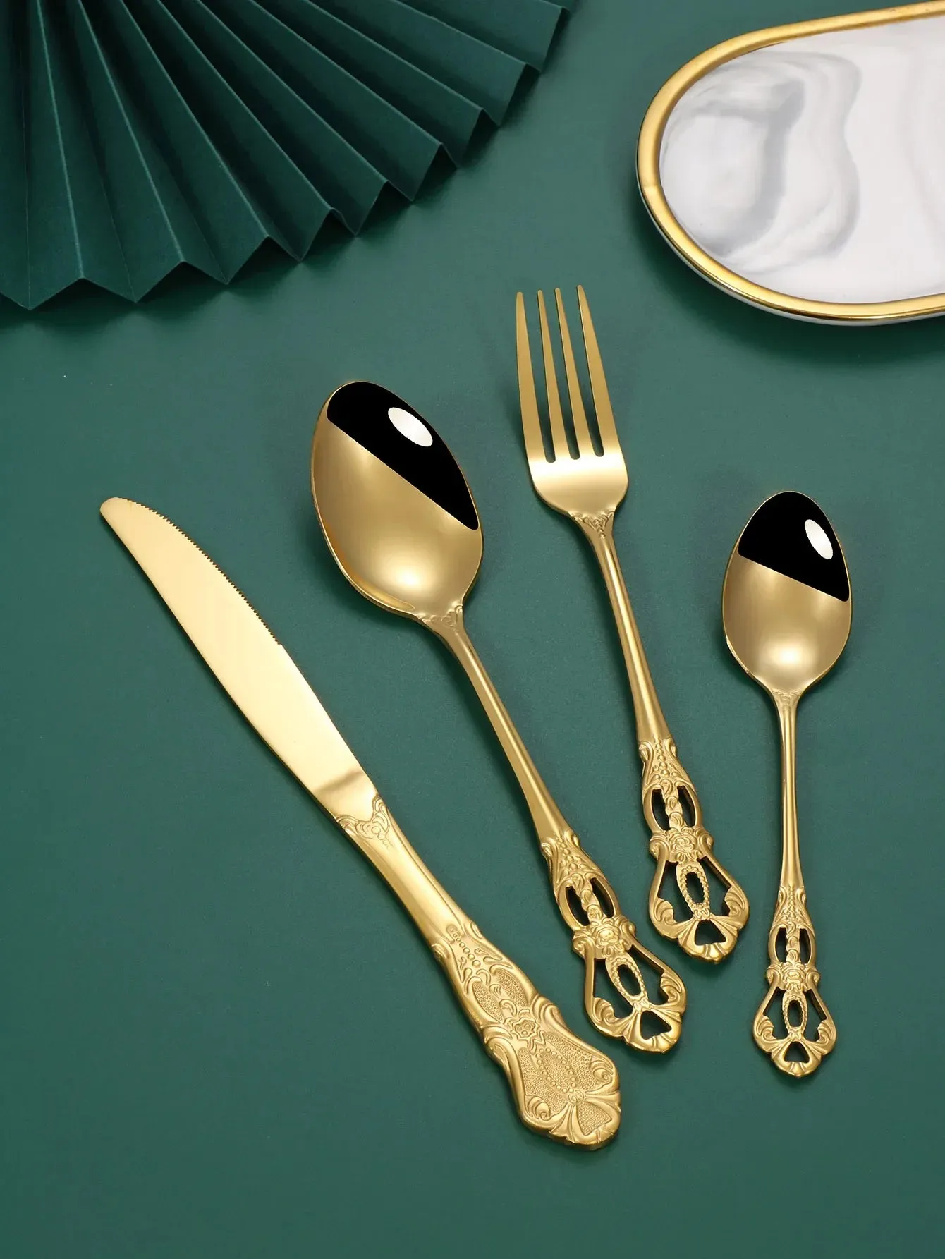 24 Piece Stainless Steel Hotel Tableware Set With Embossed Pattern