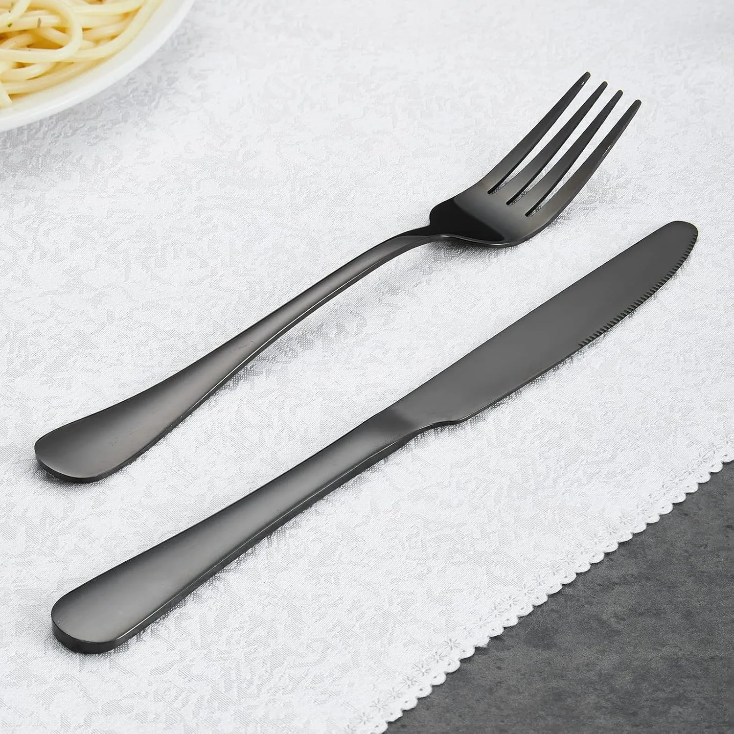 30-piece Black Silverware Set, Stainless Steel Flatware Set, Cutlery Set For Home Kitchen, Tableware Set Service for 6, Dishwasher Safe