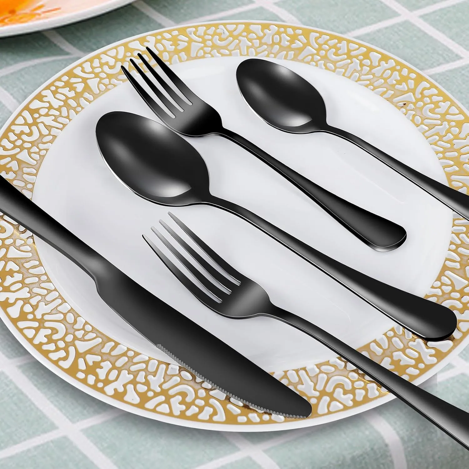 30 Piece Silverware Set, Flatware Cutlery Set for 6, 18/10 Stainless Steel Silverware, Durable Home Kitchen Eating Tableware Set,Restaurant, Wedding, Party,Dishwasher Safe