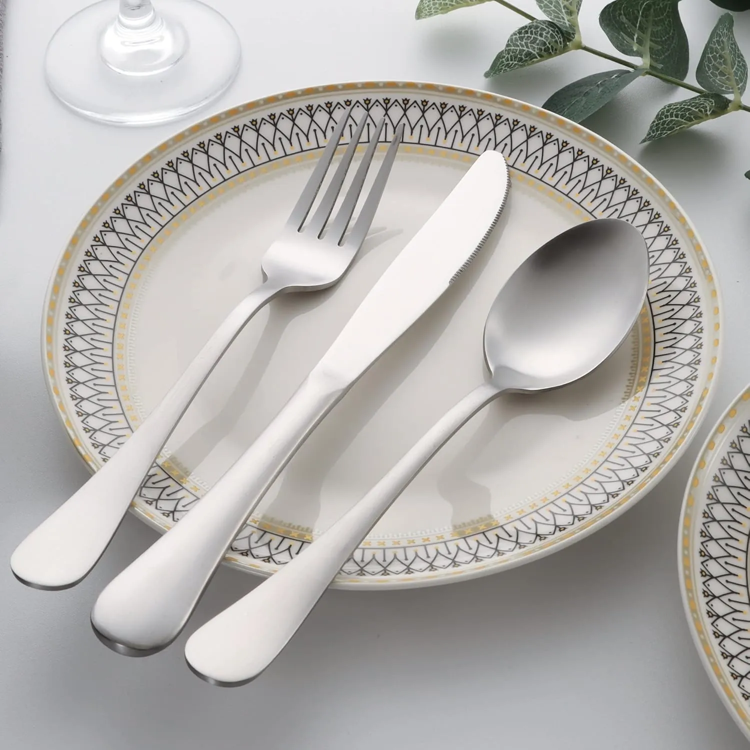 40 Piece Silverware Set, LIANYU Flatware Cutlery Set for 8, Include Knife Fork Spoon, Fancy Satin Finish Eating Utensils Tableware for Home Restaurant Party, Matte Finish, Dishwasher Safe