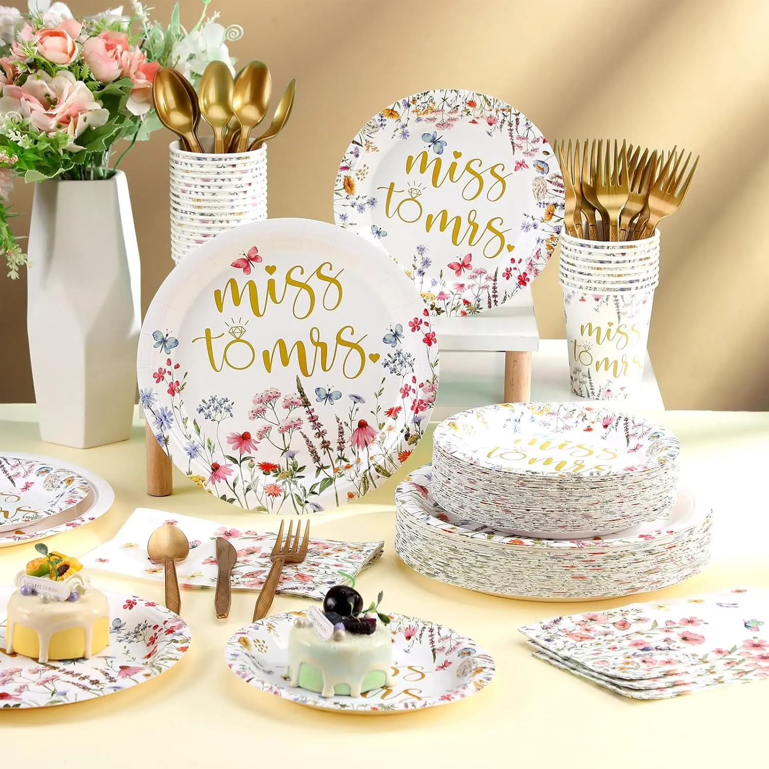 400 Pcs Miss to Mrs Plates and Napkins Sets Bridal Shower Disposable Dinnerware Wedding Party Supplies Spring Plates Baby Shower Party Decorations