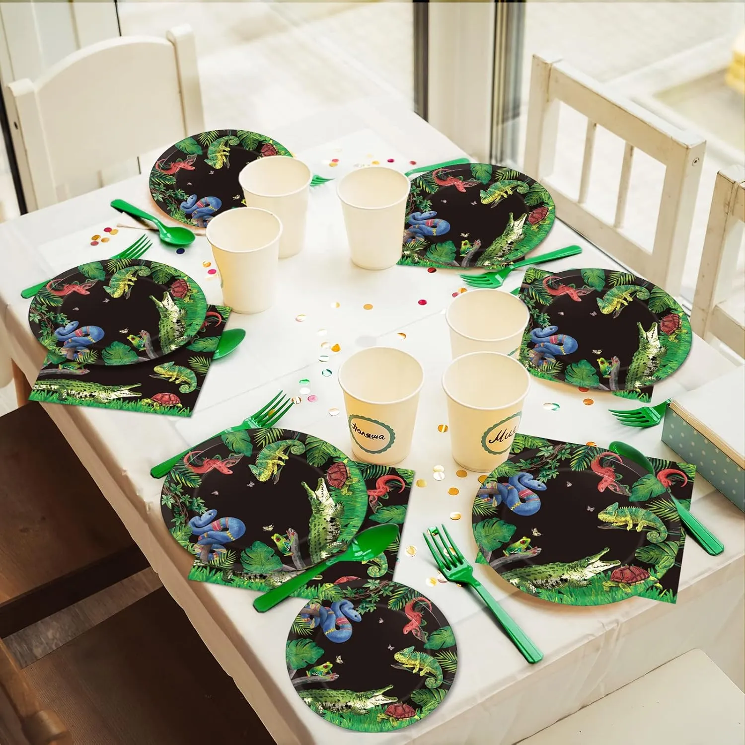 96 Pcs Reptile Snake Party Plates Napkins Tableware Set Lizard Birthday Party Supplies Disposable Paper Dinnerware Jungle Alligator Wildlife Theme Table Decoration Favors for Kids Birthday, 24 Guests
