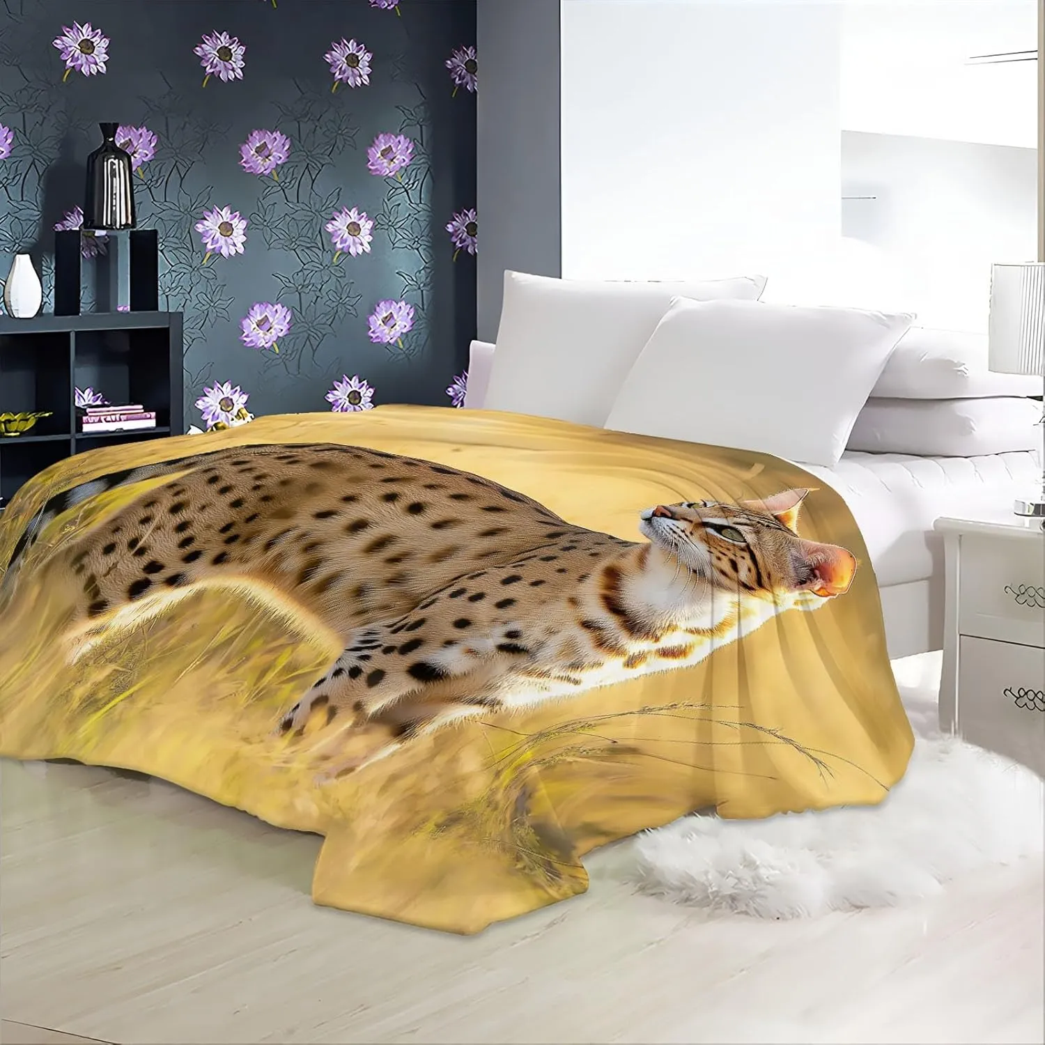 Animal Print Patterned Throw Blanket with Soft Sherpa Lining, Animal Print Prairie Cat Warm Throw for Camping, Outdoor, 80 x 90 in Light Weight Cozy Blanket for Couch, Sofa, Bed