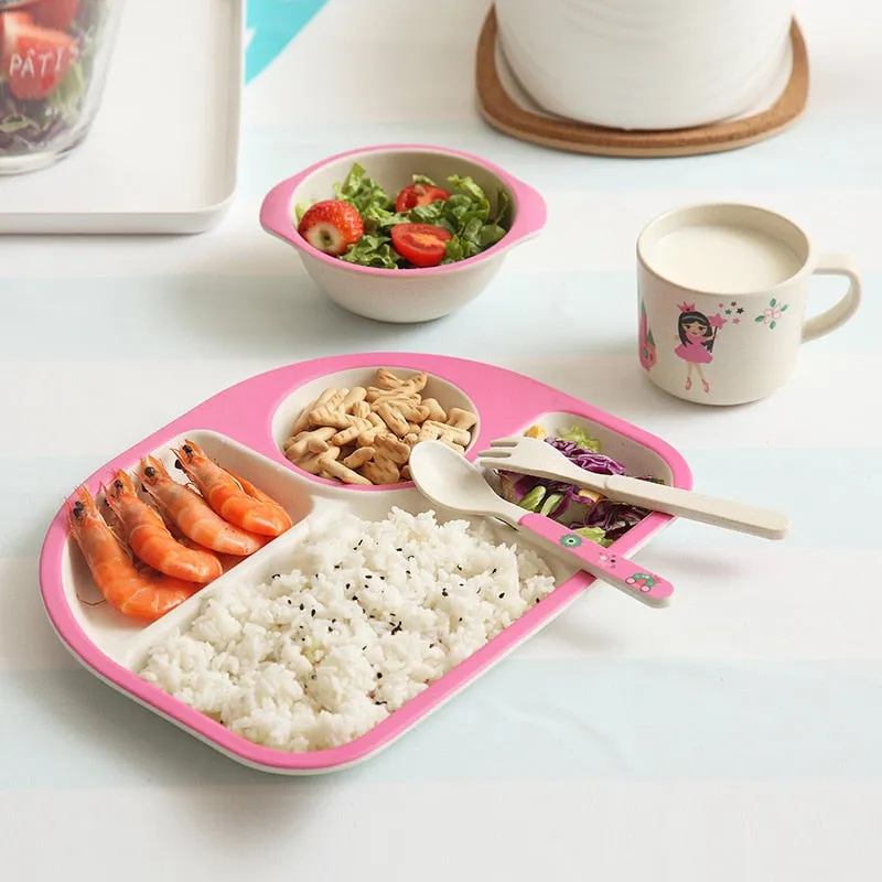 Baby's 5 Piece Bamboo Feeding Set Cartoon Design