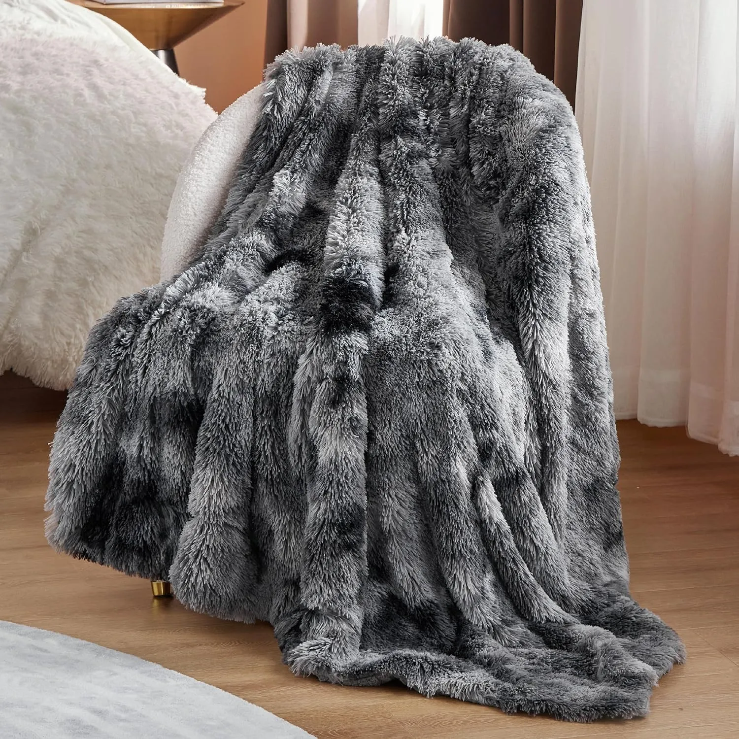 Bedsure Fluffy Throw Blanket Gifts for Women Men, Soft Fleece Sherpa Cozy Fuzzy Plush Warm Minky Thick Faux Fur Throw for Couch, Bed, Home Living Room Decor Spring Blanket Gifts for Mom Dad, Grey