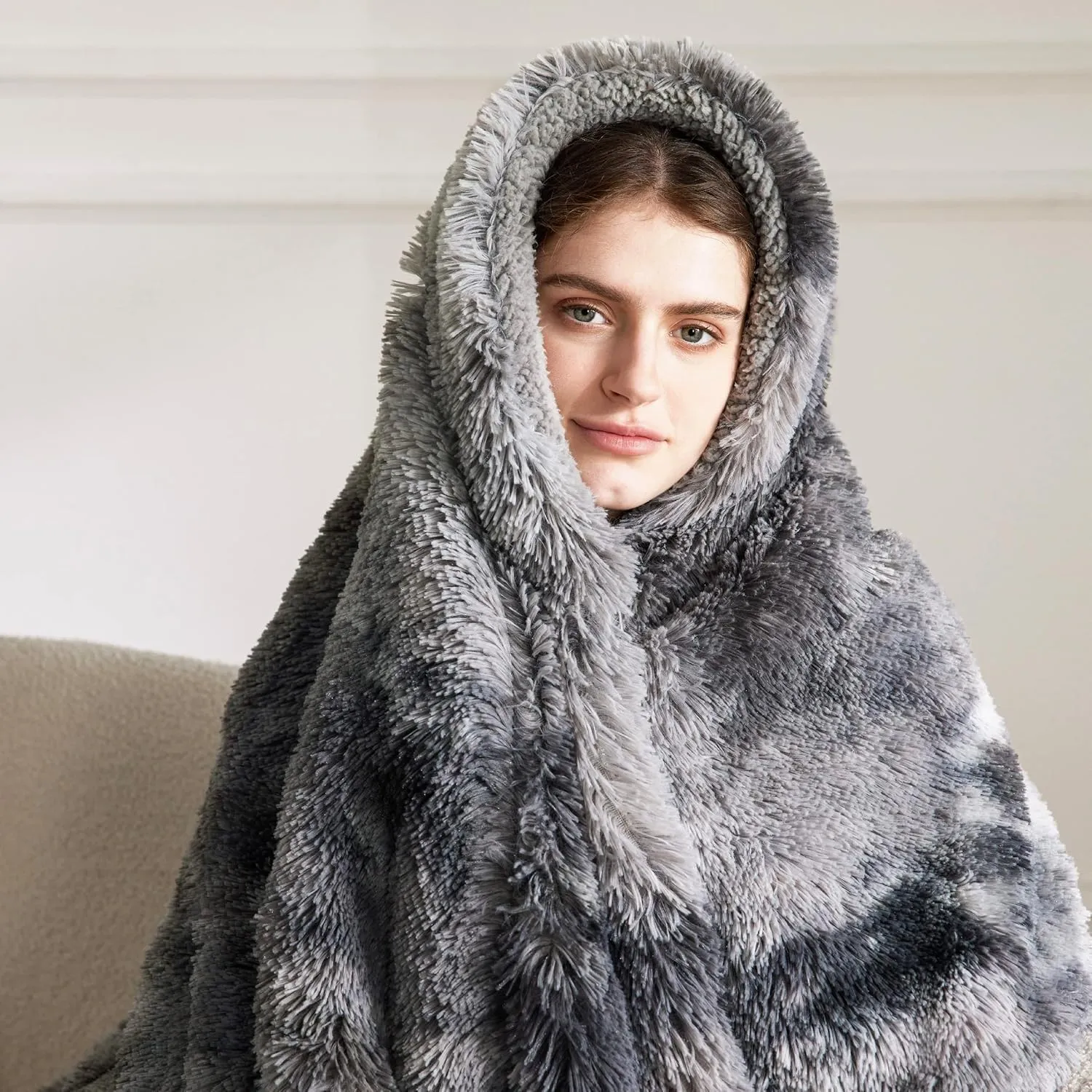 Bedsure Fluffy Throw Blanket Gifts for Women Men, Soft Fleece Sherpa Cozy Fuzzy Plush Warm Minky Thick Faux Fur Throw for Couch, Bed, Home Living Room Decor Spring Blanket Gifts for Mom Dad, Grey