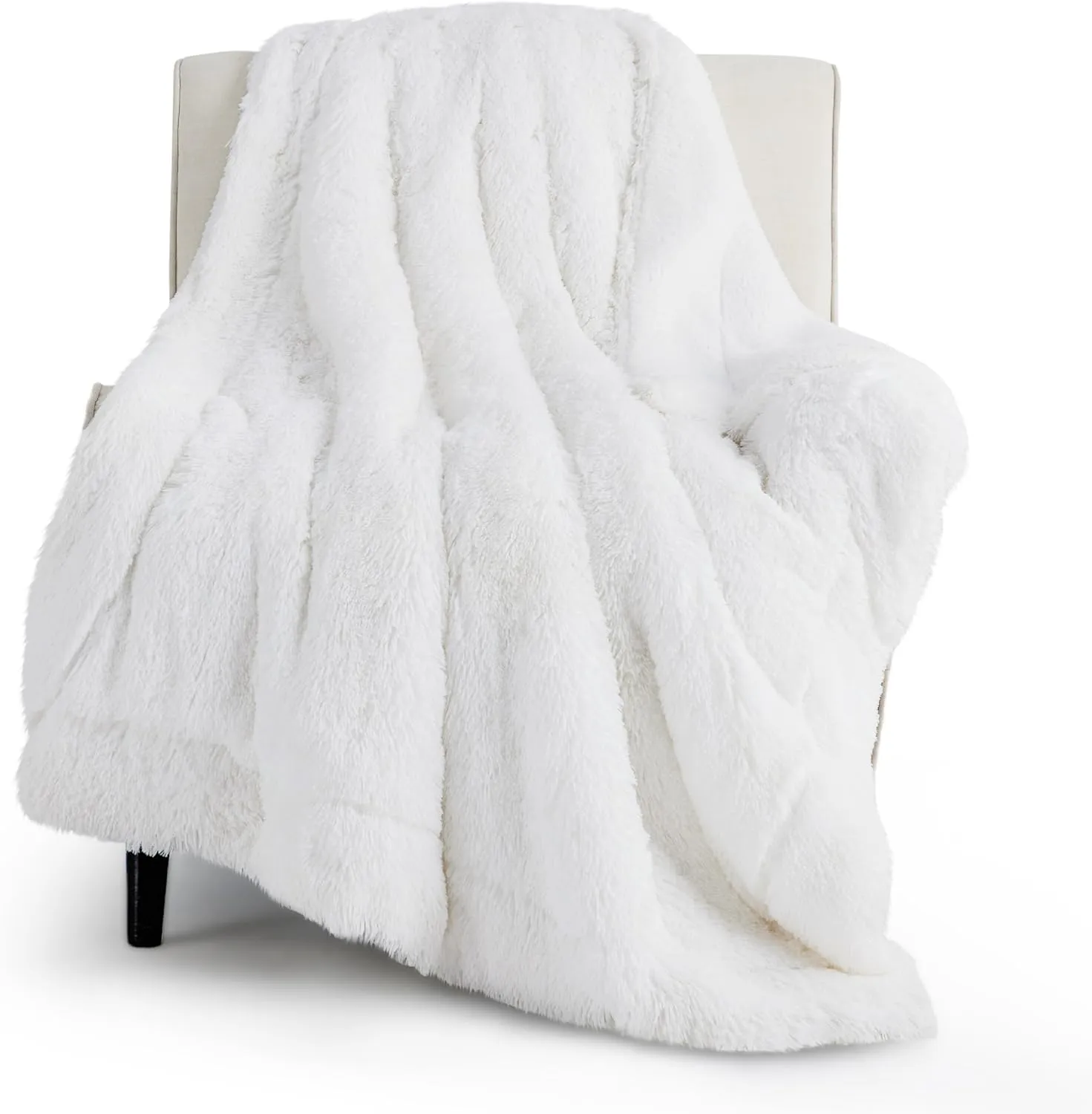 Bedsure Fluffy White Throw Blanket Gifts for Women, Men, Soft Fleece Cozy Fuzzy Sherpa Plush Warm Minky Thick Faux Fur Throws for Couch, Bed, White Decor House Blanket Gifts for Mom Dad, 50x60