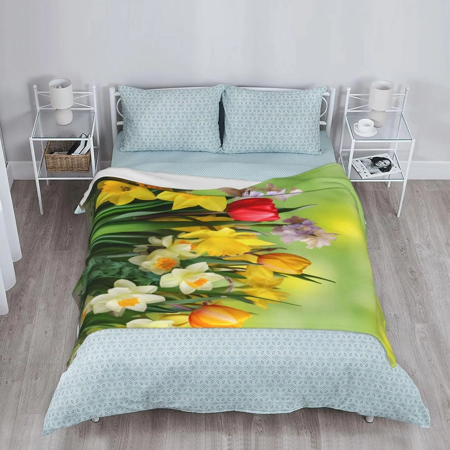 Colourful Flowers Tulips Throw Blankets， Soft Fleece Blanket 60"X50" Couch Cover for Bed Sofa Chair Camping Travel