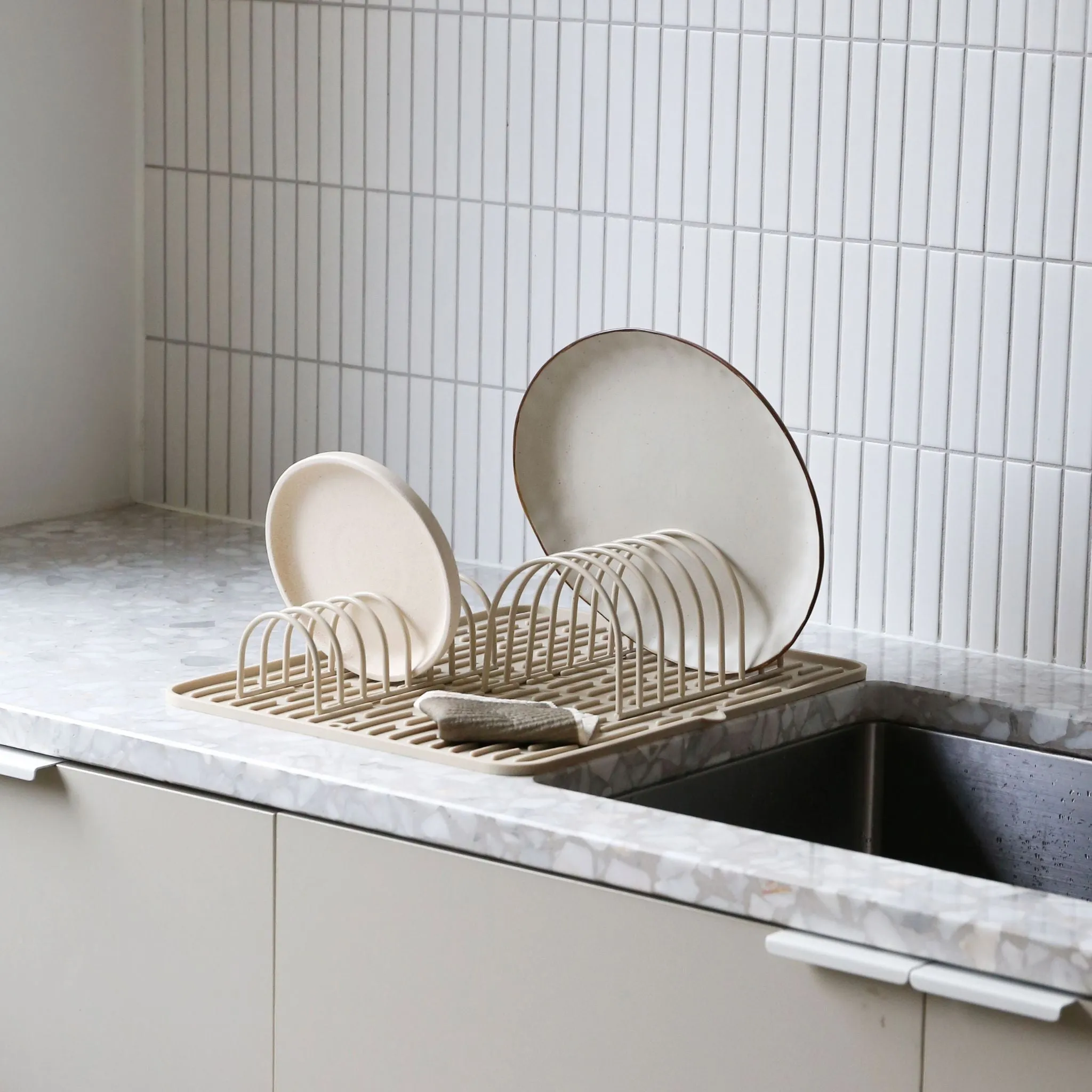 DESIGNSTUFF Dish Drainer, Sand (Set of 2)