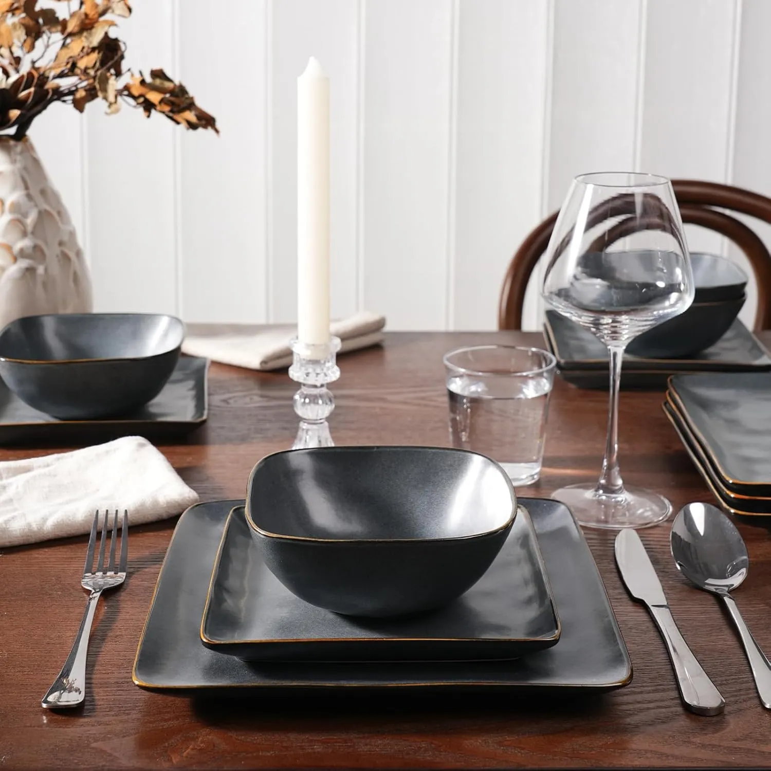 Famiware Dinnerware Sets for 4, Ocean Square 12-Piece Kitchen Plates and Bowls Sets, Microwave and Dishwasher Safe, Scratch Resistant, Matte Black