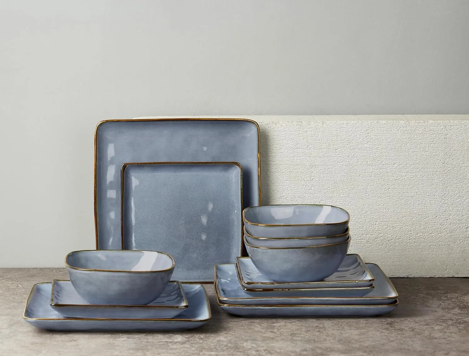 Famiware Dinnerware Sets for 4, Ocean Square 12-Piece Kitchen Plates and Bowls Sets, Reactive Glaze, Microwave and Dishwasher Safe, Scratch Resistant, Blue