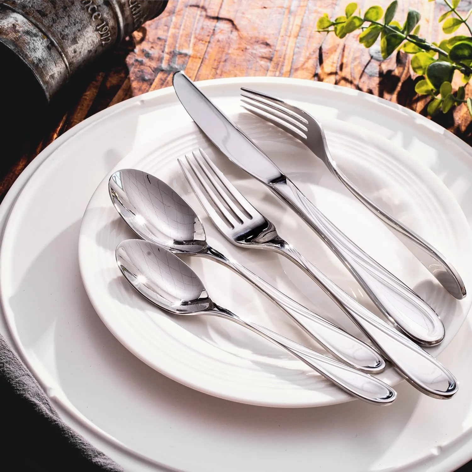 HIKAA Fibonacci 20PCS Flatware Set, Heavy Duty Silverware Set Stainless Steel Flatware Set, Service for 4, Mirror Polished Cutlery Set