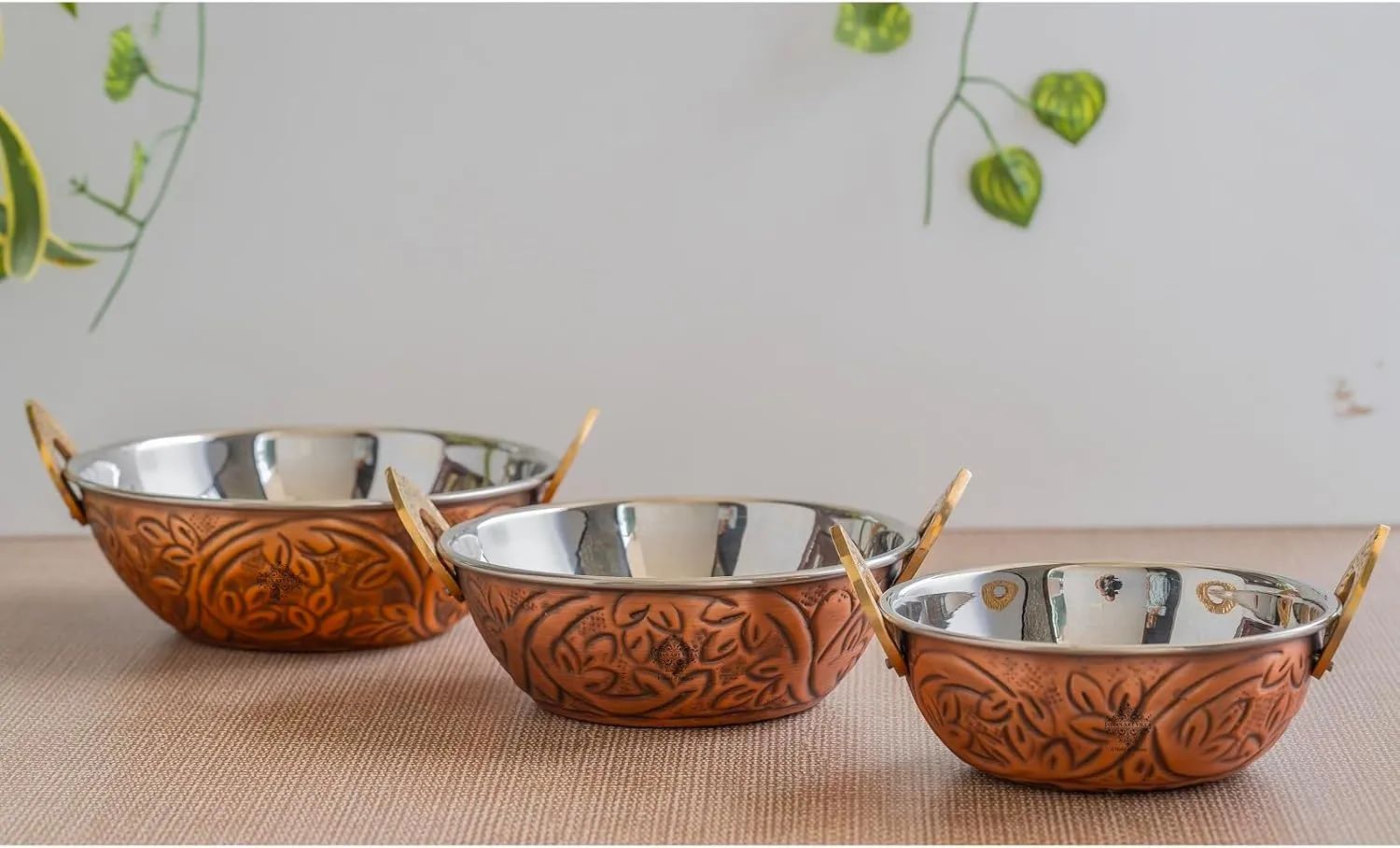 Indian Art Villa Steel Copper Wok for Serving with Embossed Design – Traditional Handcrafted Copper Serveware & Tableware, Antique Finish Kadhai, Capacity-17 oz, Set of 4