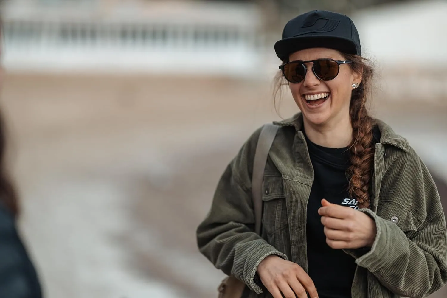 Julbo Meta Polarized Lifestyle Sunglasses for Men & Women | 100% UV ABC Protection | Photochromic Premium French Eyewear