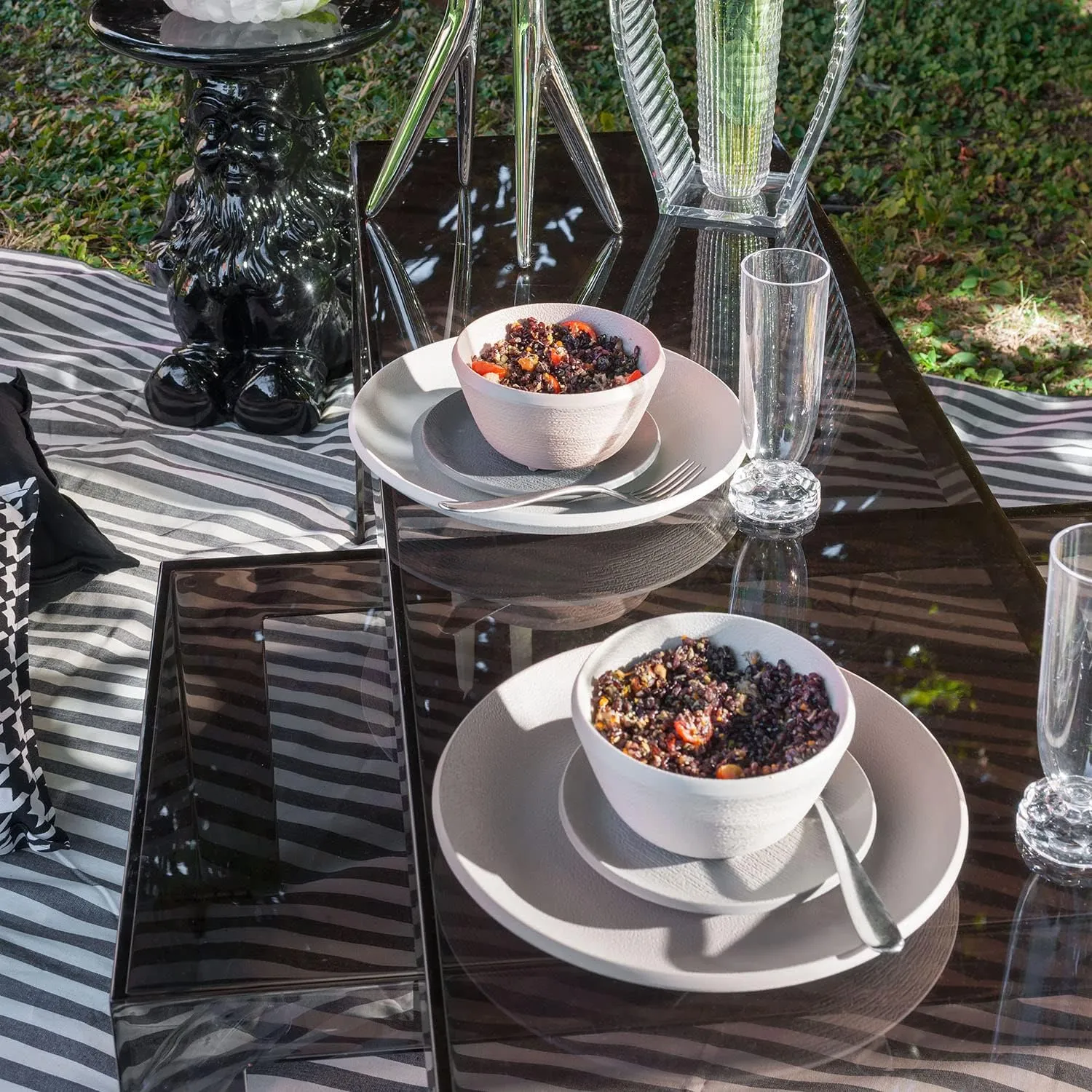 カルテル(Kartell) Cartel SFAC-K1518-GS-4S Medium Plate, Dark Gray, Diameter 6.3 / Height 0.6 inches (16/1.5 cm), Trama Fruit Dish Set, 4 Pieces, Set