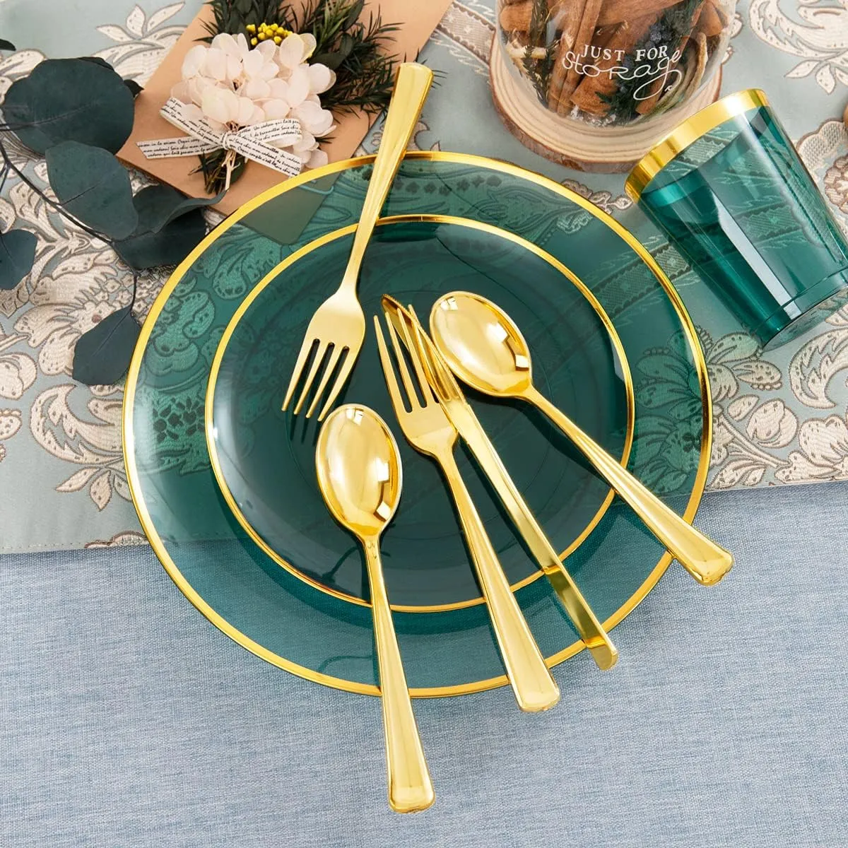 LIYH 180 Pcs Clear and Green Gold Plastic Plates - Emerald Green Disposable Plastic Dinnerware Sets, Include Dishes, Tableware, Cups for Party & Wedding 30 Guests