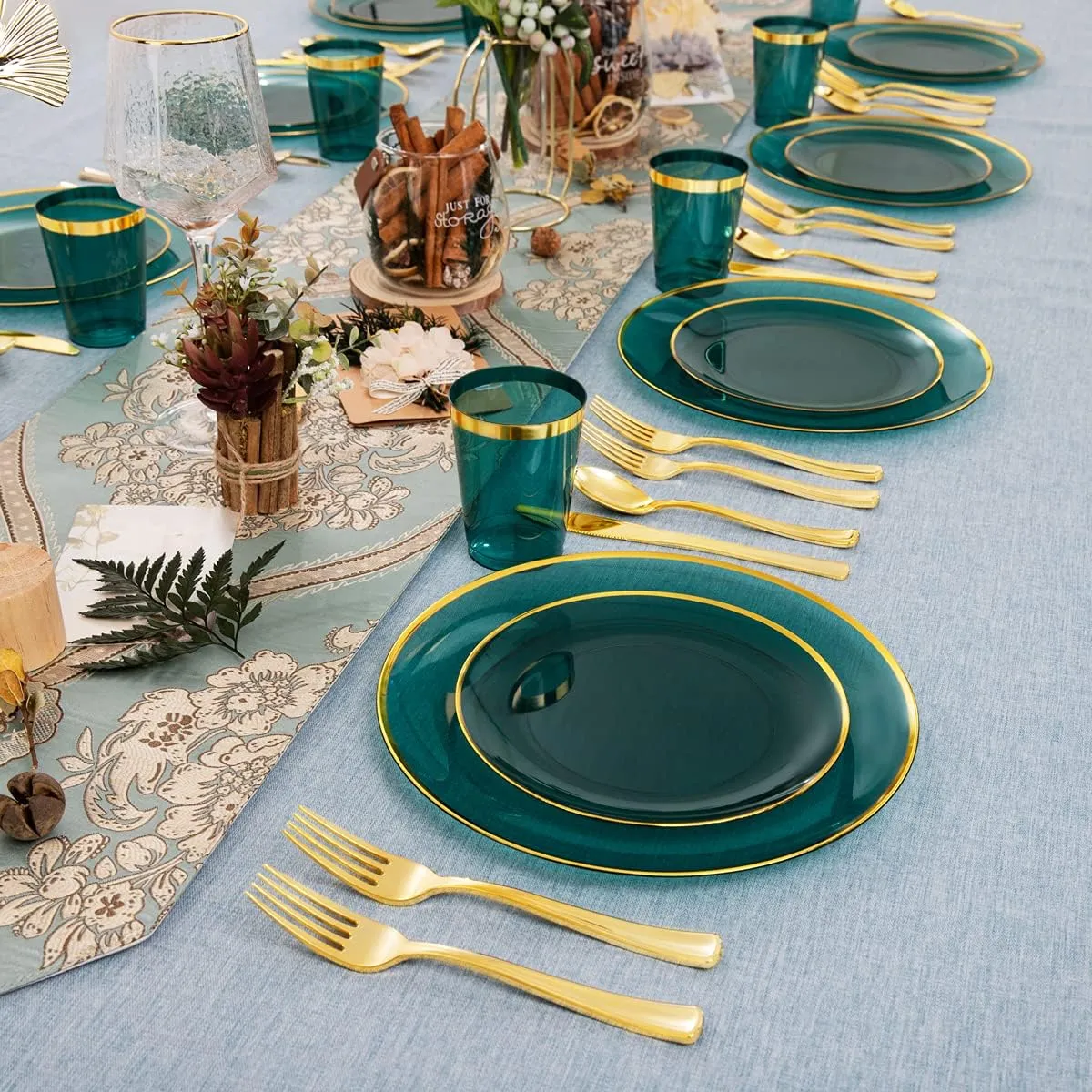 LIYH 180 Pcs Clear and Green Gold Plastic Plates - Emerald Green Disposable Plastic Dinnerware Sets, Include Dishes, Tableware, Cups for Party & Wedding 30 Guests