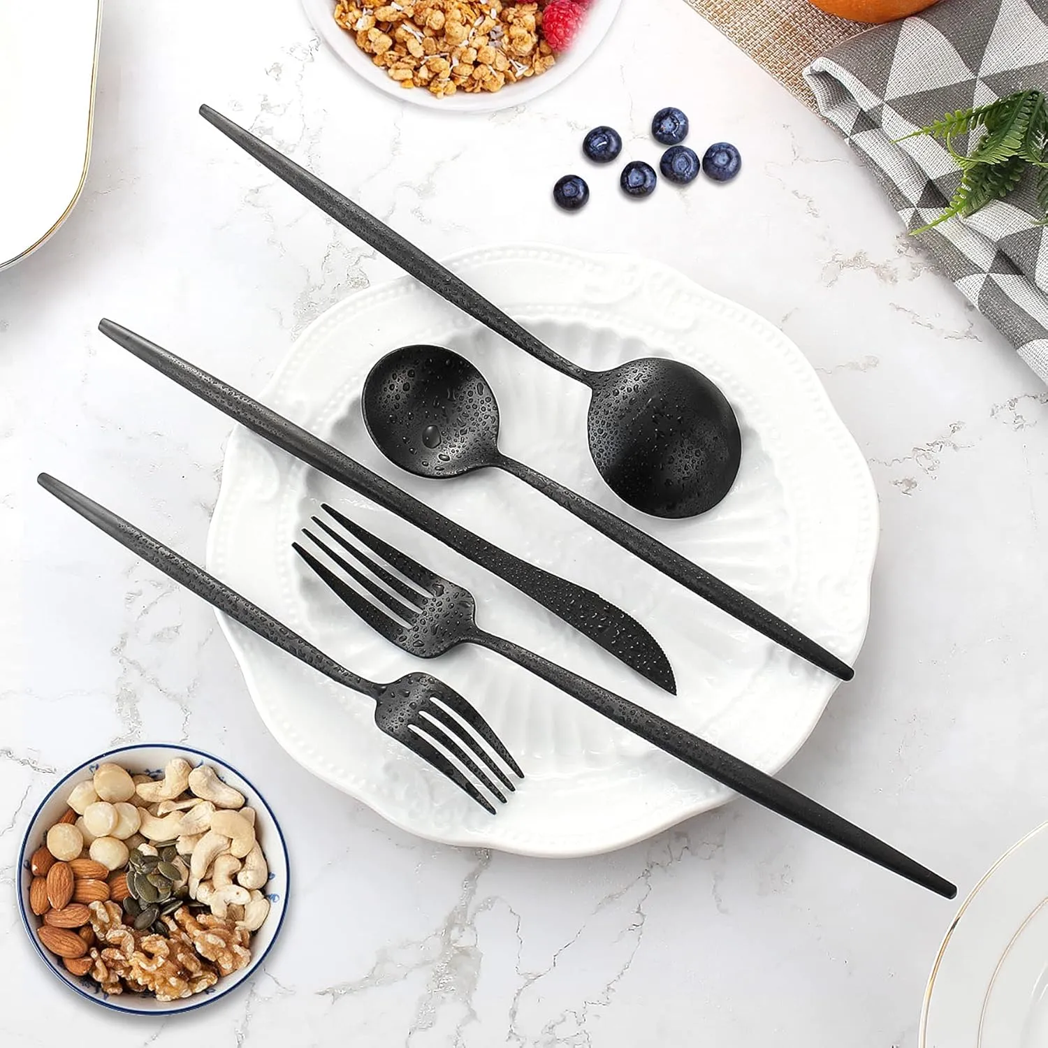 Matte Black Silverware Set for 4, IBIILII JEFF 20 Pieces Stainless Steel Flatware Set，Kitchen Utensil Set, Tableware Cutlery Set, Knife Spoons And Forks Set, Satin Finished Polished & Dishwasher Safe