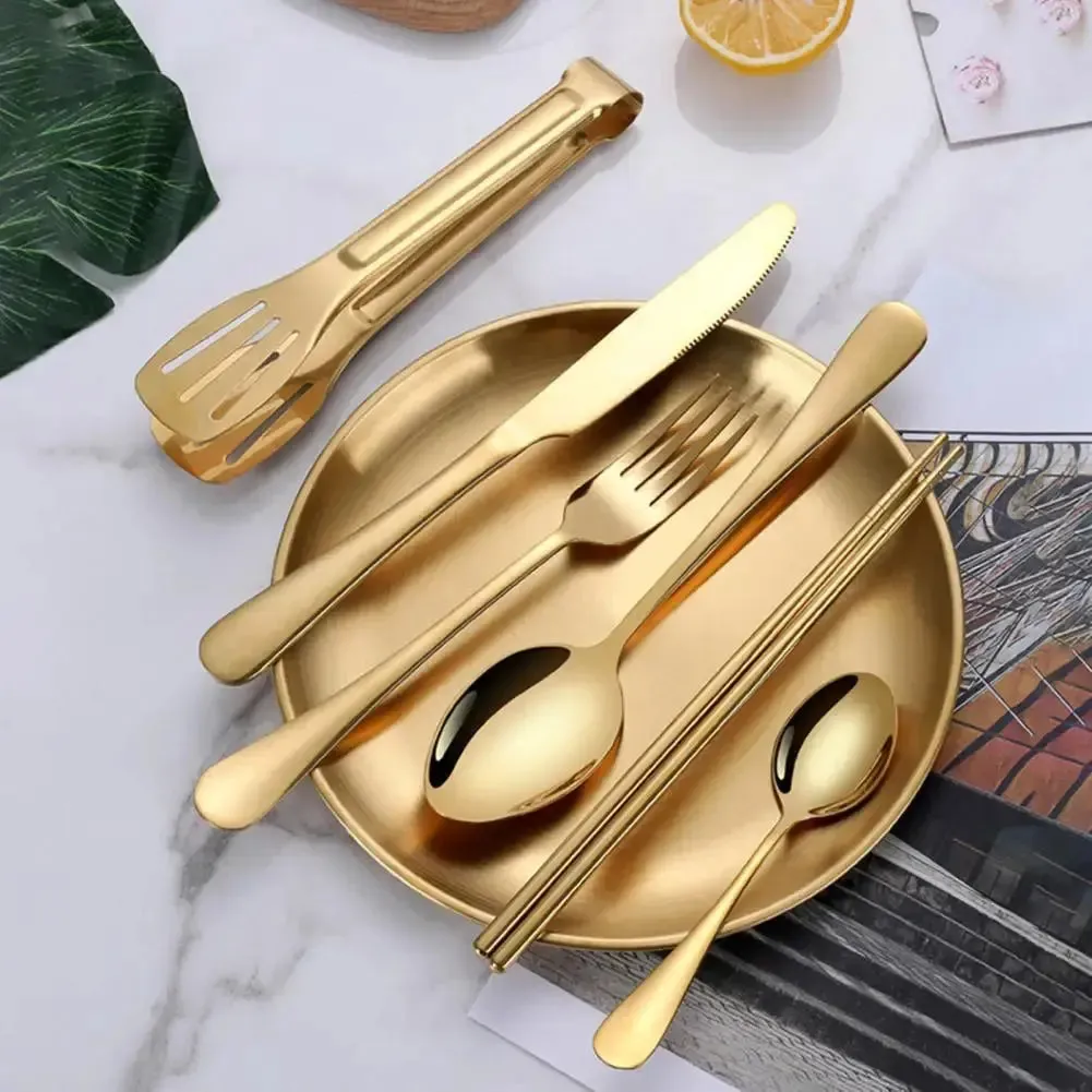 Outdoor Dining Essentials