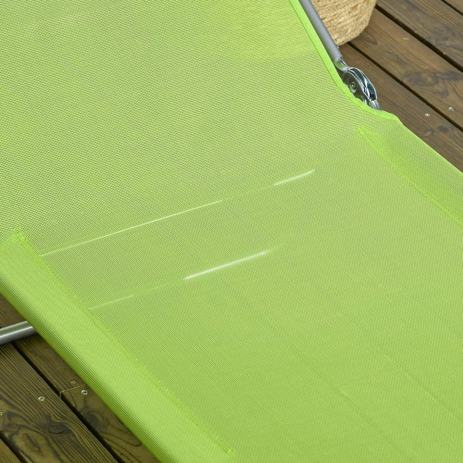 Outsunny 2 Piece Folding Chaise Lounge Chairs, Pool Sun Tanning Chairs with Reclining Back, Breathable Mesh Seat, Headrest for Beach, Yard, Patio, Green