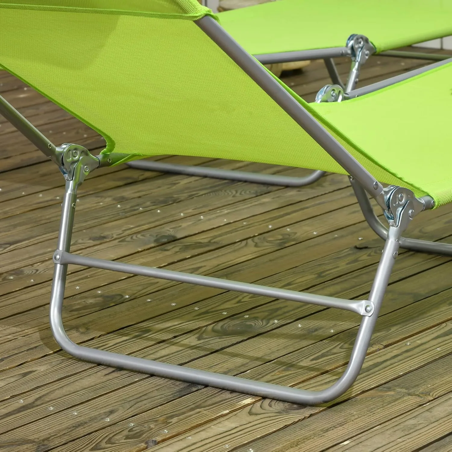 Outsunny 2 Piece Folding Chaise Lounge Chairs, Pool Sun Tanning Chairs with Reclining Back, Breathable Mesh Seat, Headrest for Beach, Yard, Patio, Green