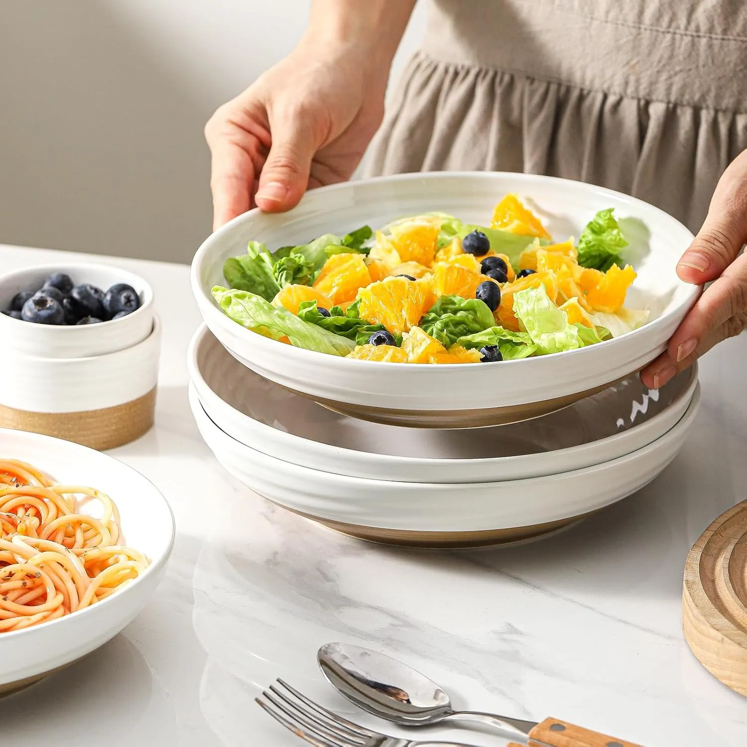 Pasta Bowls Set of 2, 8.7" Ceramic Salad Bowl, 32 OZ Wide and Shallow Bowls, Serving Bowls Plates for Kitchen Dinner, Microwave & Dishwasher Safe, White & Brown