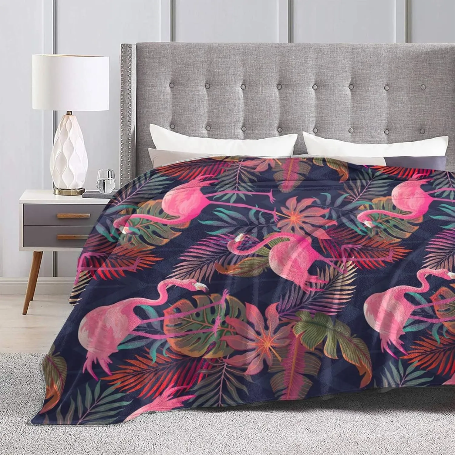 Perinsto Tropical Flamingos Palm Leaves Throw Blanket Ultra Soft Warm All Season Decorative Fleece Blankets for Bed Chair Car Sofa Couch Bedroom 60"X50"