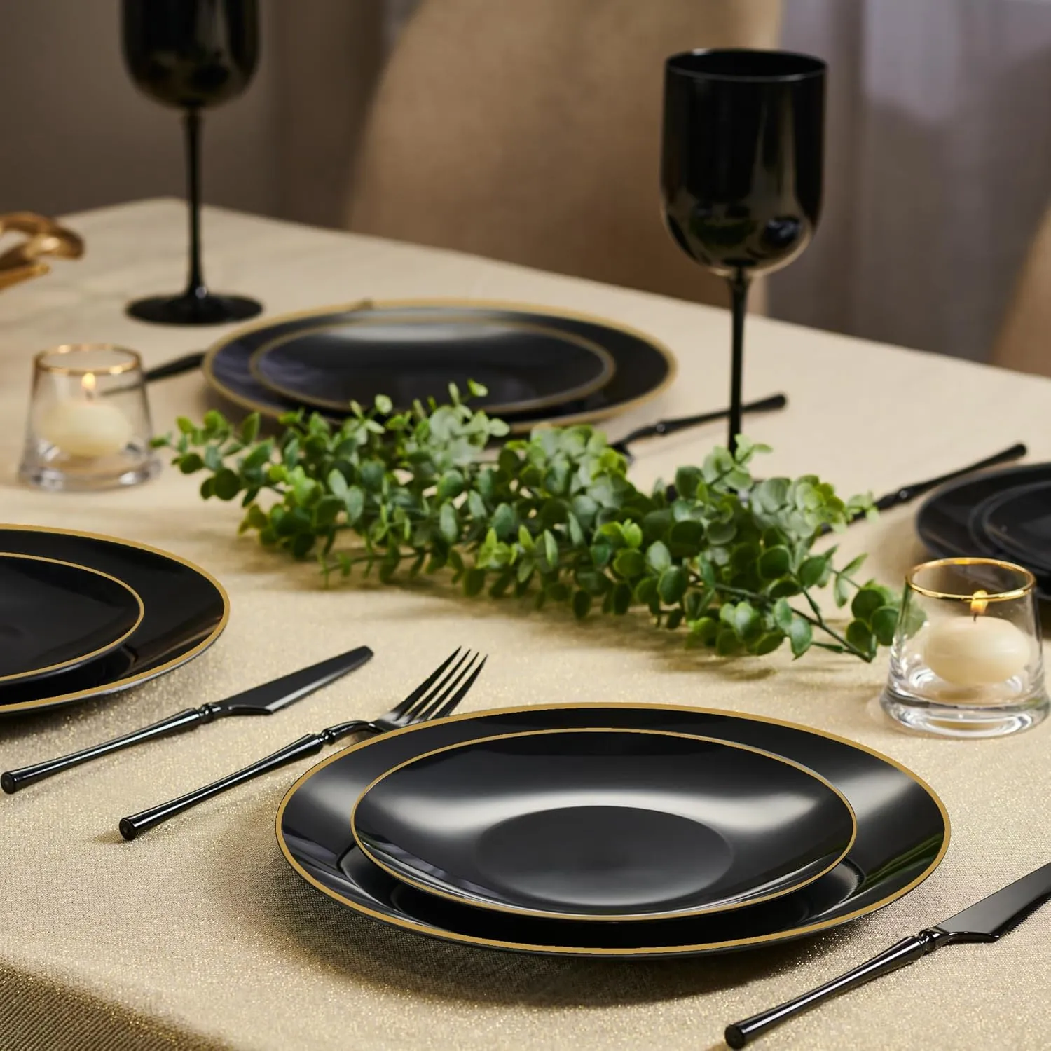 PLASTICPRO 32 Piece Combo Plate Set includes 16-7'' inch Plates & 16-10'' inch Dinner Plates Black Plastic With Gold Rim Design Party Plates, Premium heavyweight Elegant, Disposable