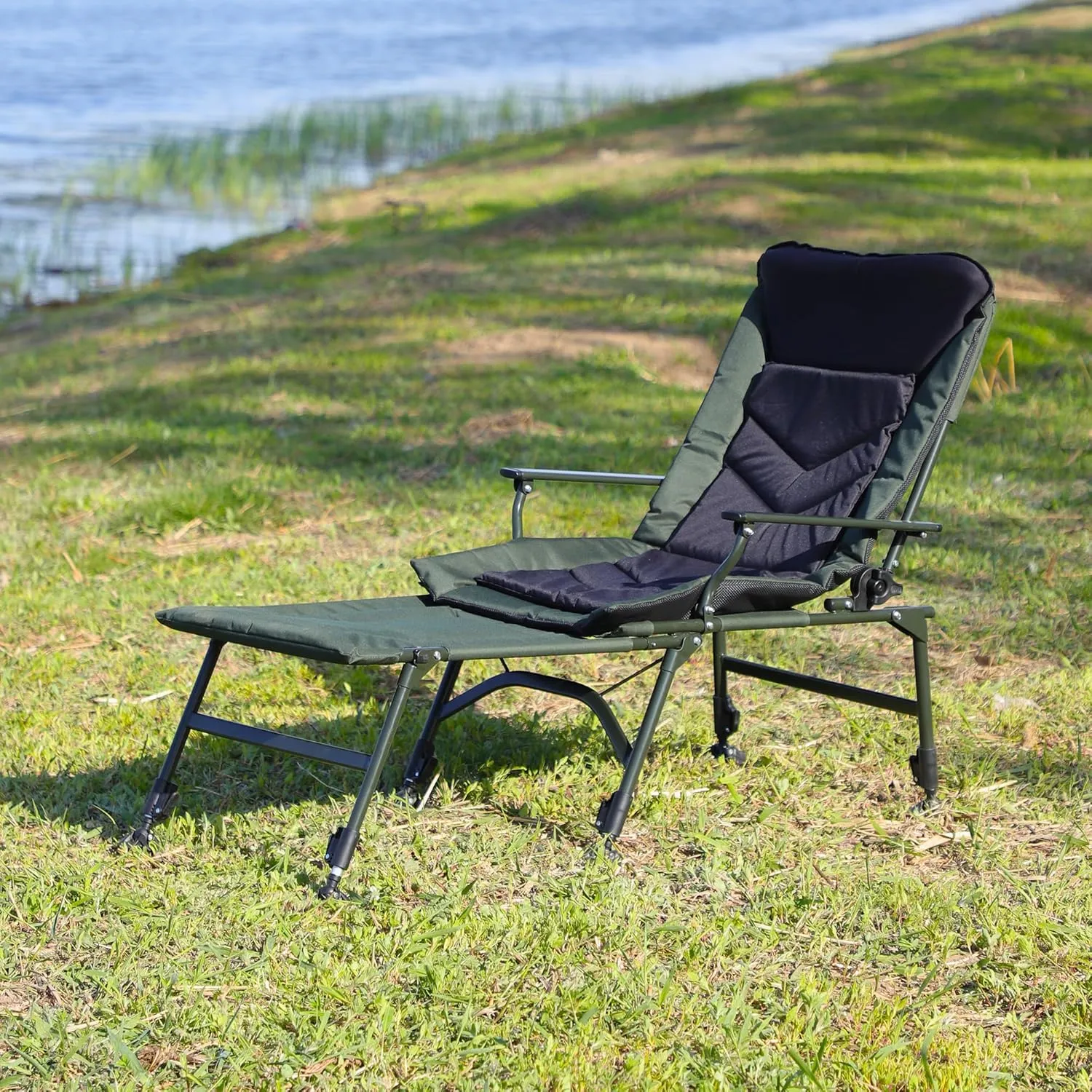 Portable Folding Reclining Camping Lounge Chair - Adjustable Backrest, Sturdy for Indoor & Outdoor Use - Camping, Beach, Hiking, Fishing (Green with Detachable Footrest)