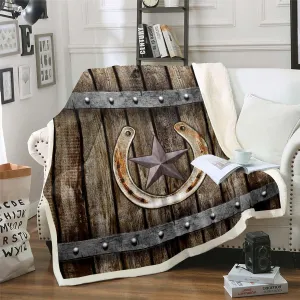 Rustic Farmhouse Throw Blanket,Rusty Horseshoe Texas Star Plush Bed Blanket Brown Vintage Western Country Cabin Fleece Blanket For Sofa Couch Old Barn Wooden Garage Door Flannel Blanket,Throw 50"X60"