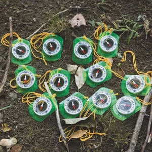 S&S Worldwide Basic Orienteering Compass (Pack of 12)