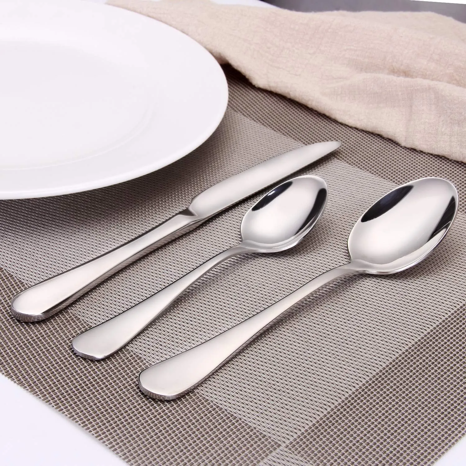 Silverware Set,SHARECOOK 20-Piece Stainless Steel Flatware Set,Kitchen Utensil Set Service for 4,Tableware Cutlery Set for Home and Restaurant, Dishwasher Safe