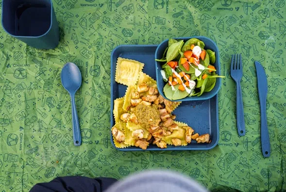 Solo Tableware