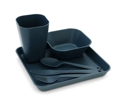 Solo Tableware