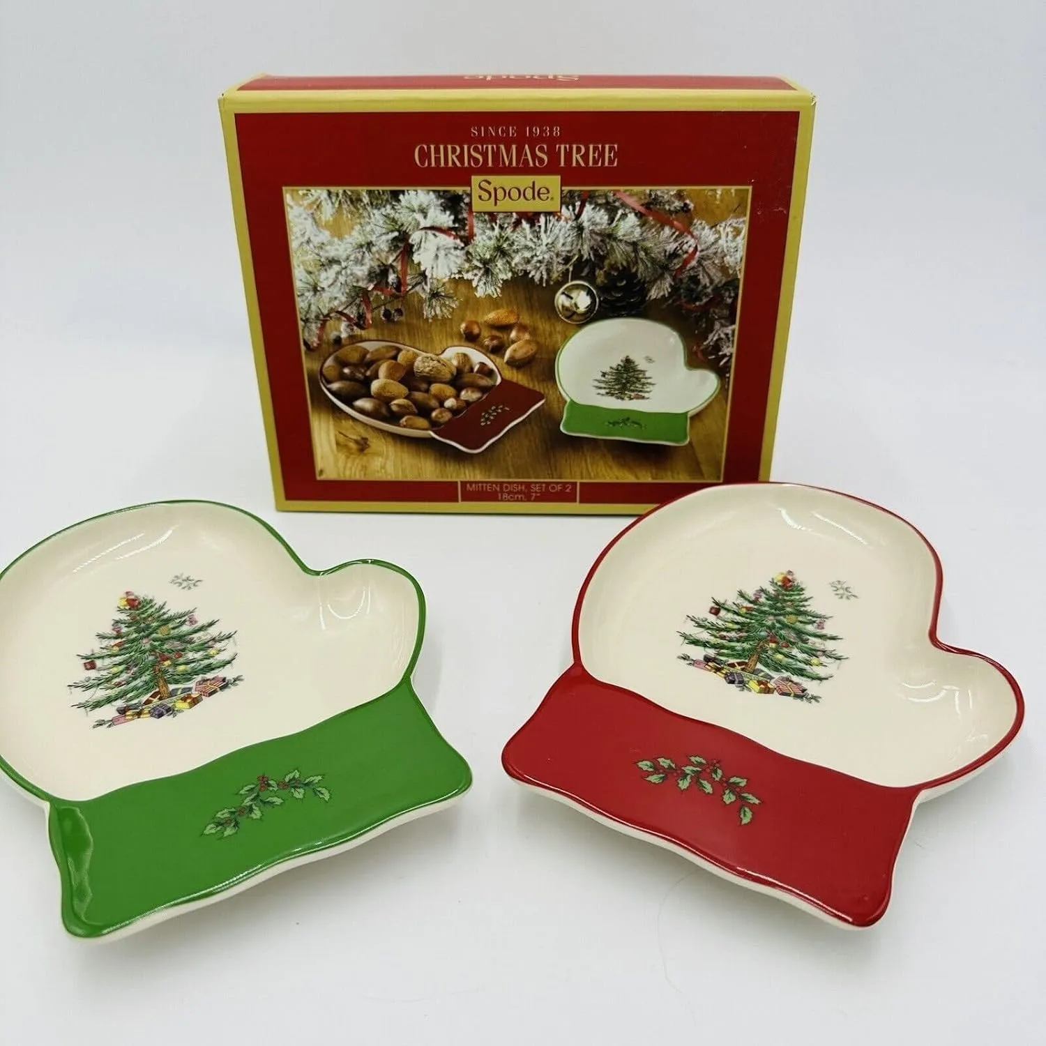 Spode Christmas Tree Mitten Dishes (Set of 2) - Red & Green Serving Platters for Cookies, Desserts, Appetizers, 7" Fine Earthenware Plates, Dishwasher Safe Holiday Tableware for Seasonal Gatherings