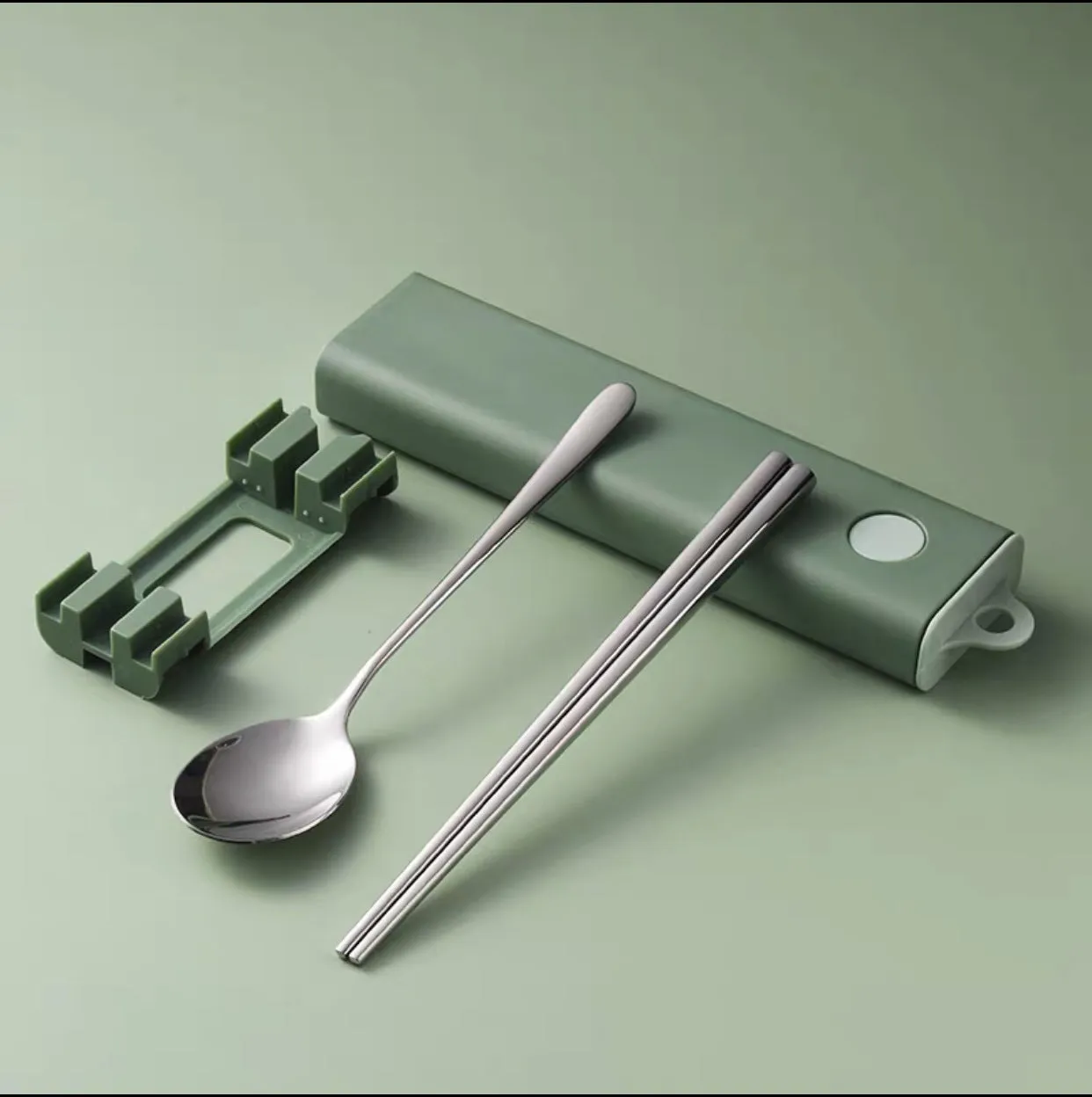 Stainless steel tableware set