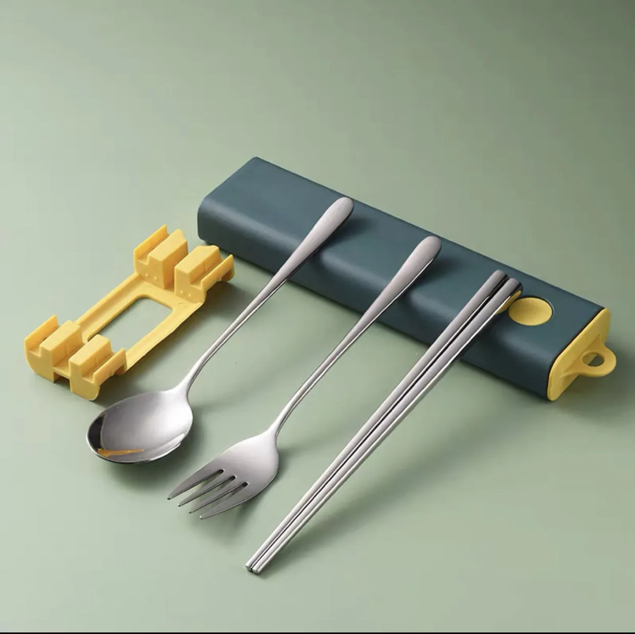 Stainless steel tableware set
