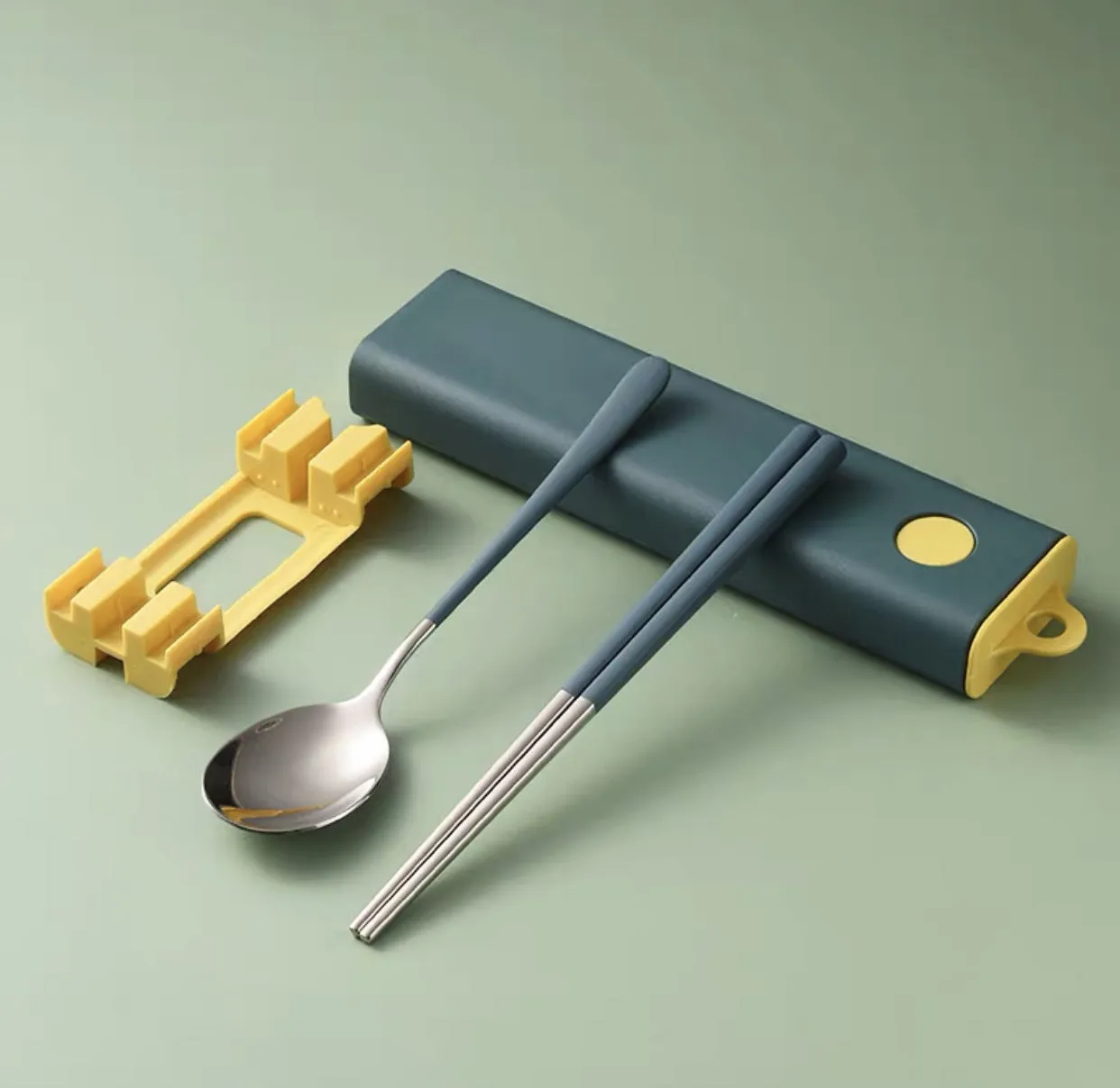 Stainless steel tableware set