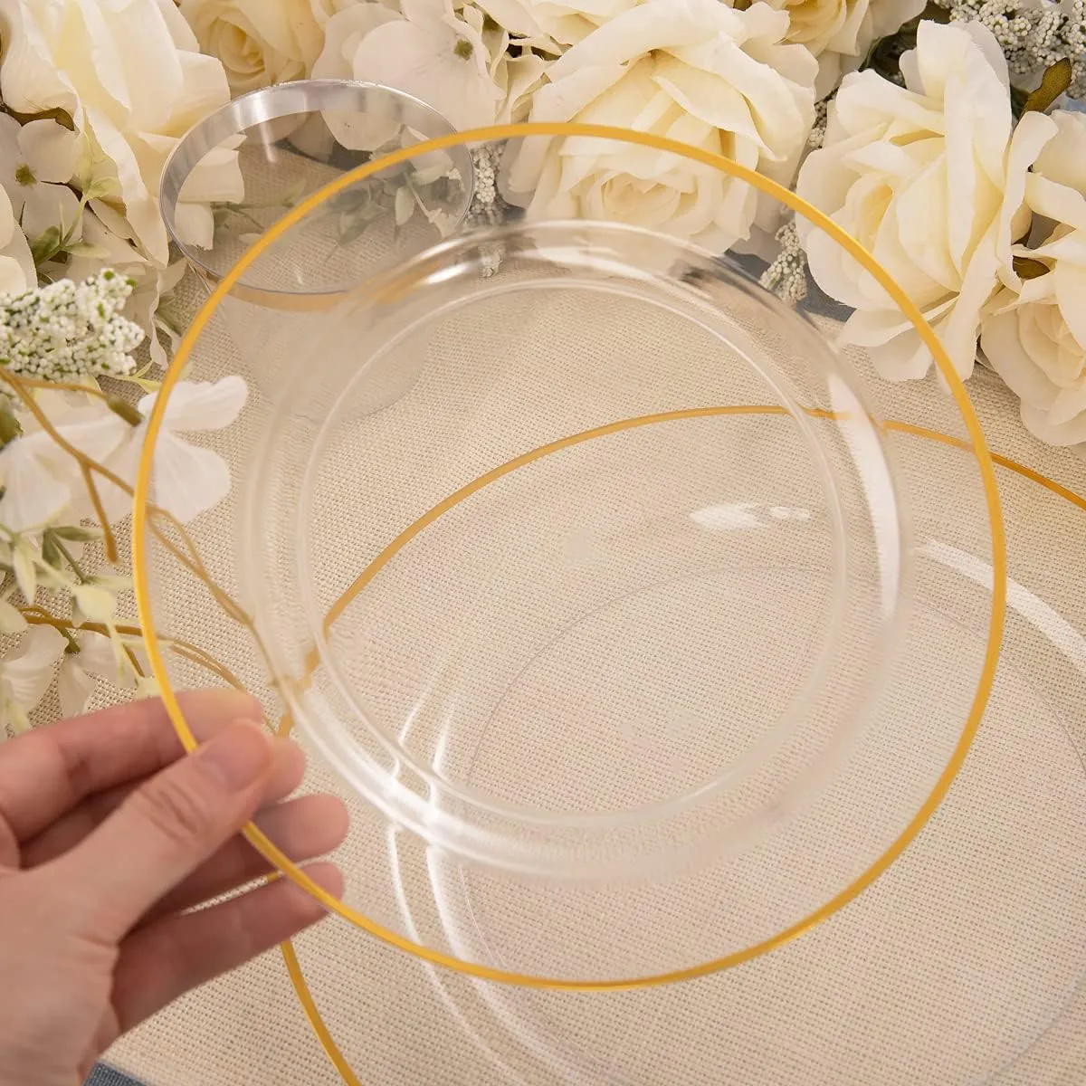 SUT 150 PCS Gold Plastic Dinnerware Set, Clear Gold Party Pack with Cups, Includes: 25 Dinner Plates, 25 Dessert Plates, 25 Cutlery, 25 Cups, Perfect for Wedding & Shower
