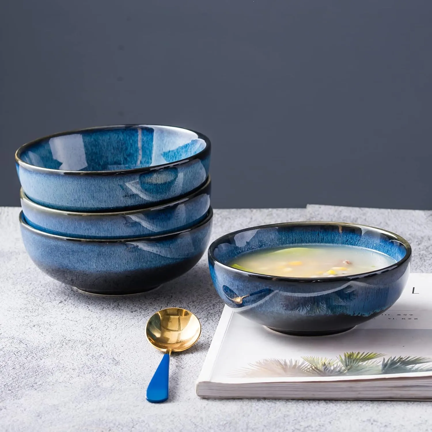 UNICASA Ceramic Cereal Bowls Set, 18 OZ Salads Bowls Set of 4, Dessert Serving Bowl for Soup, Reactive Glaze Ramen Bowls, Microwave Oven and Dishwasher Safe, Blue
