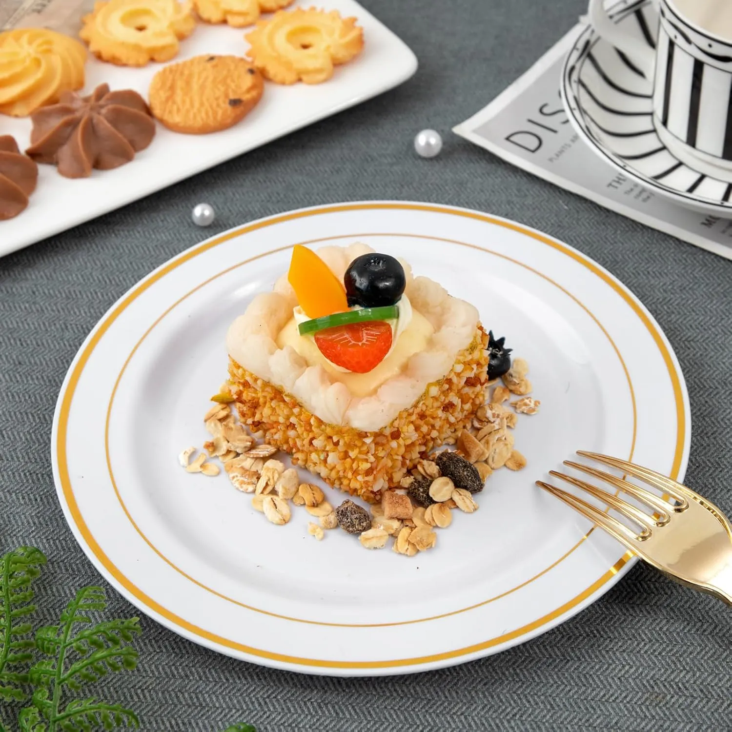 WELLIFE 144Pcs Gold Dessert Plates, 7.5 Inch Plastic Appetizer Plates, White Plates with Gold Rim Heavy Duty Plastic Party Plates, White and Gold Plastic Plates for Party and Wedding